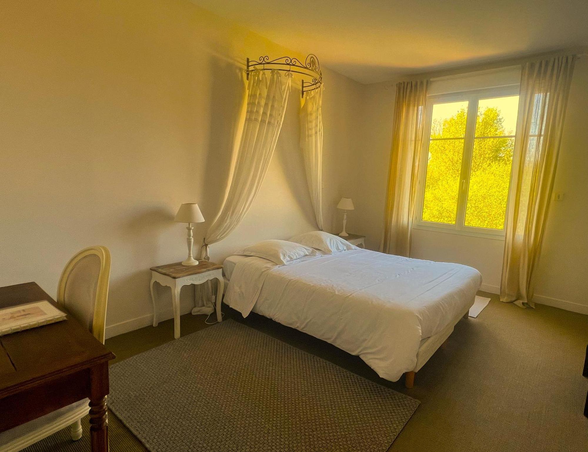 La Villa Camille La Creche Εξωτερικό φωτογραφία