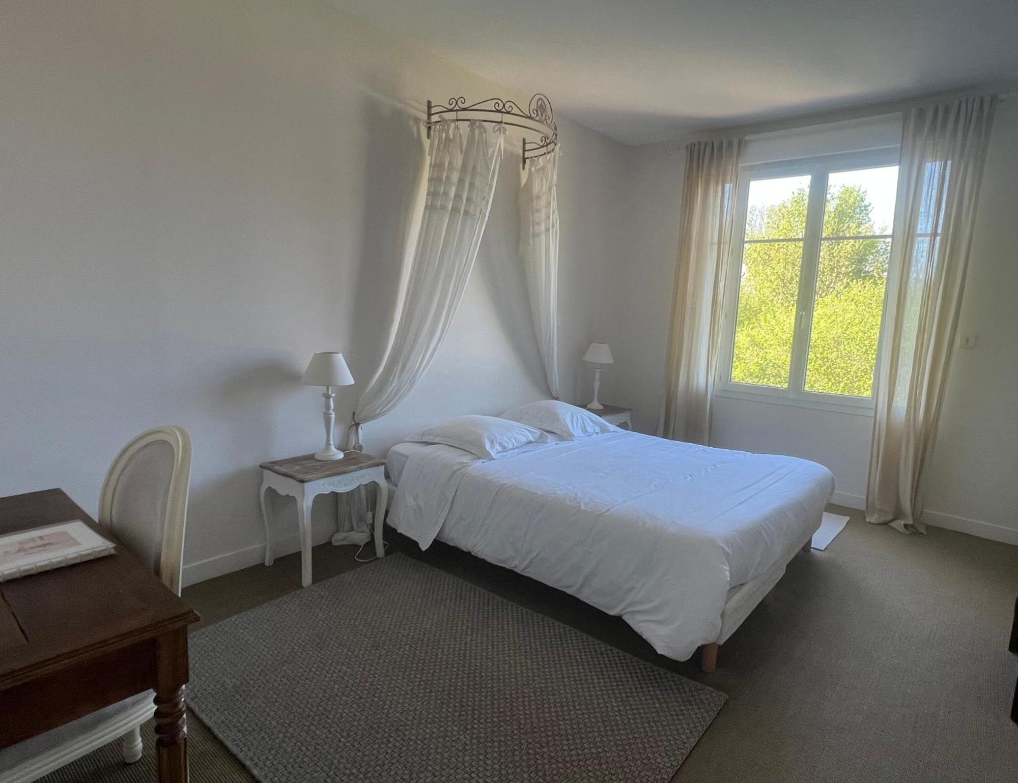 La Villa Camille La Creche Εξωτερικό φωτογραφία