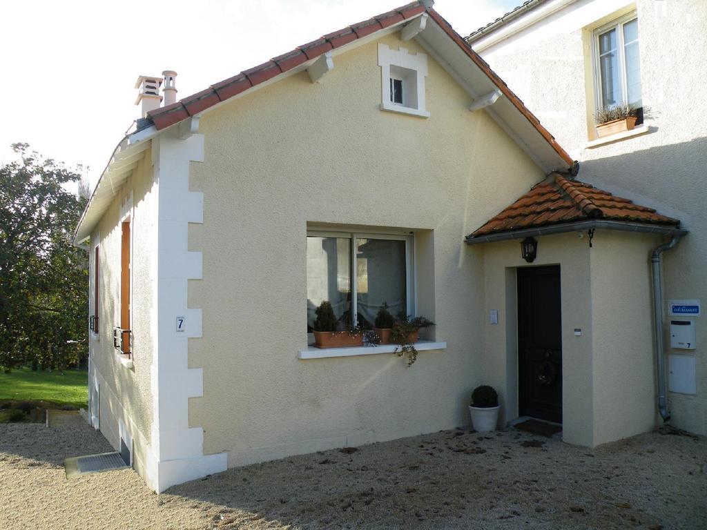 La Villa Camille La Creche Εξωτερικό φωτογραφία